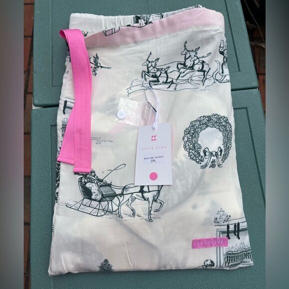 Katie Kime Holiday Toile Hunter / Cream Short Pajama Set NWT - Picture 2 of 5